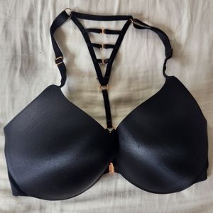 Victoria Secret 34DD Black Bra.